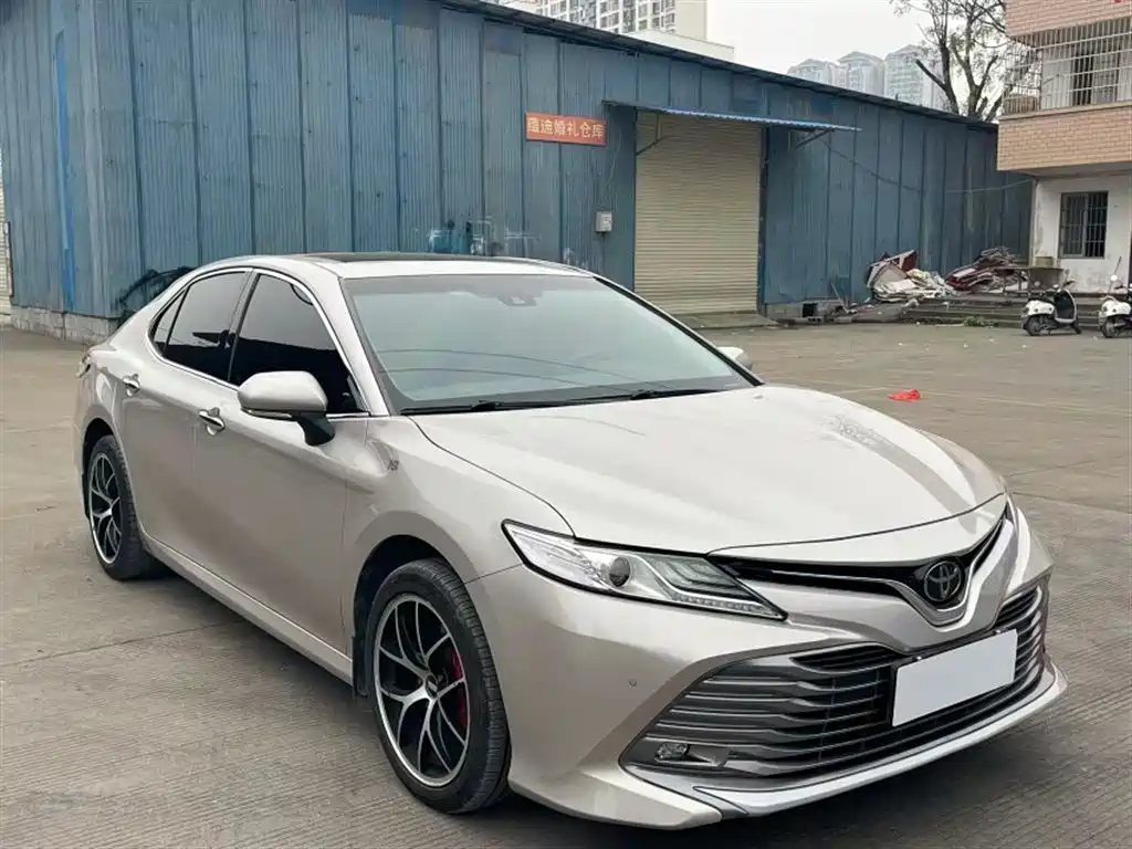 Camry 2019 2.0G Deluxe Edition National V купить на сайте DeffCars