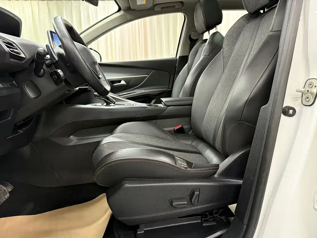 Peugeot 5008 2019 380THP 5-seat elite version купить на сайте DeffCars