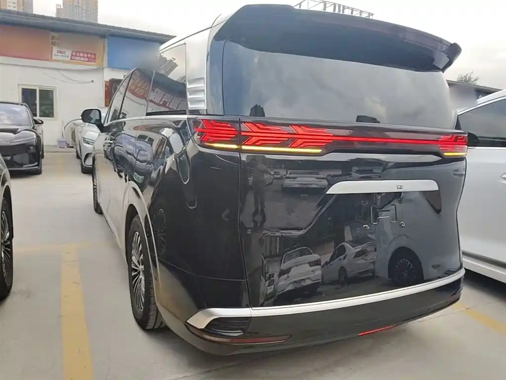 Denza D9 2022 EV 600 four-wheel drive flagship model купить на сайте DeffCars