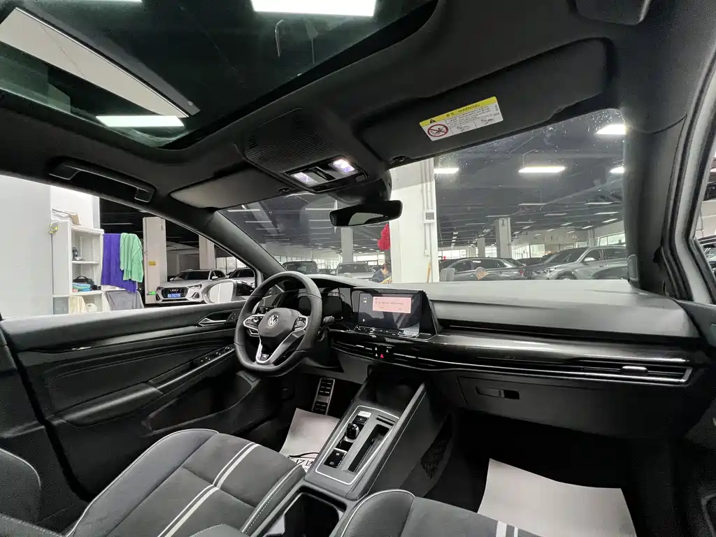 Golf 2021 280TSI DSG R-Line купить на сайте DeffCars