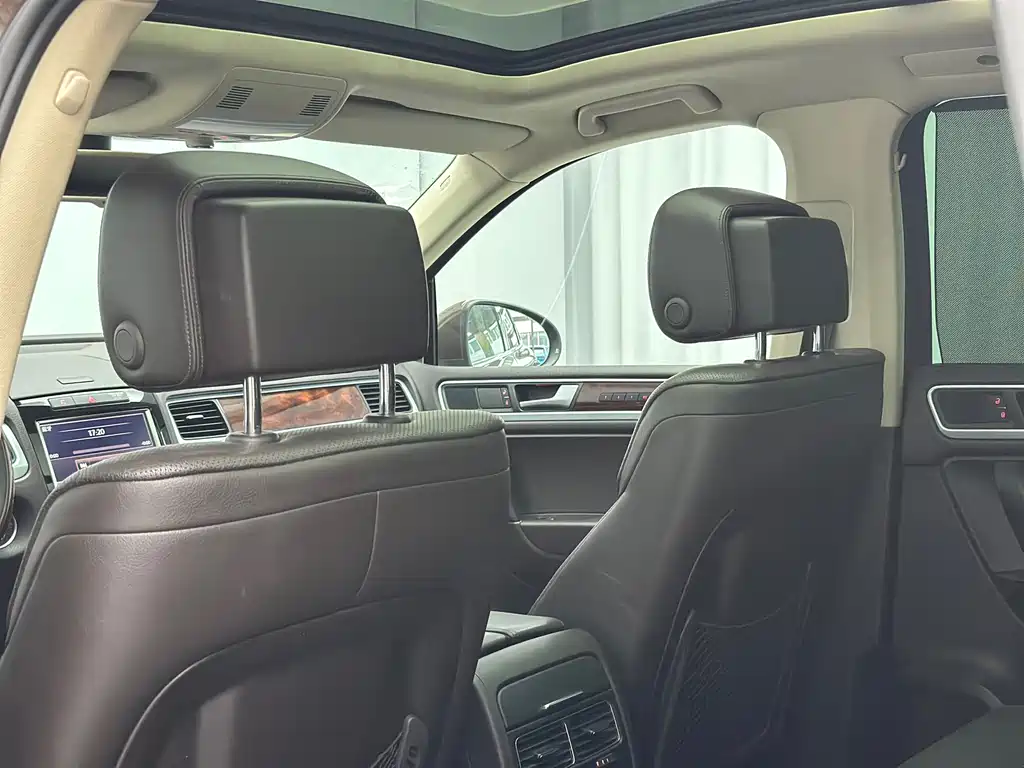 Touareg 2011 3.0TSI high configuration купить на сайте DeffCars
