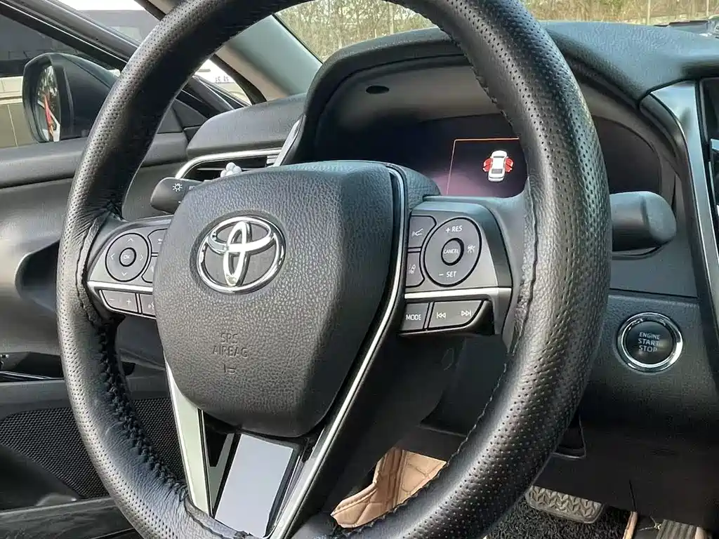 Camry 2023 2.5G Deluxe Edition купить на сайте DeffCars