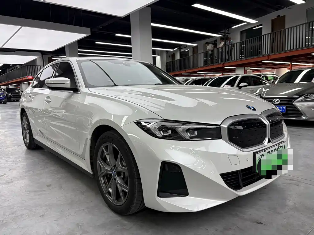 BMW i3 2022 eDrive 35L купить на сайте DeffCars