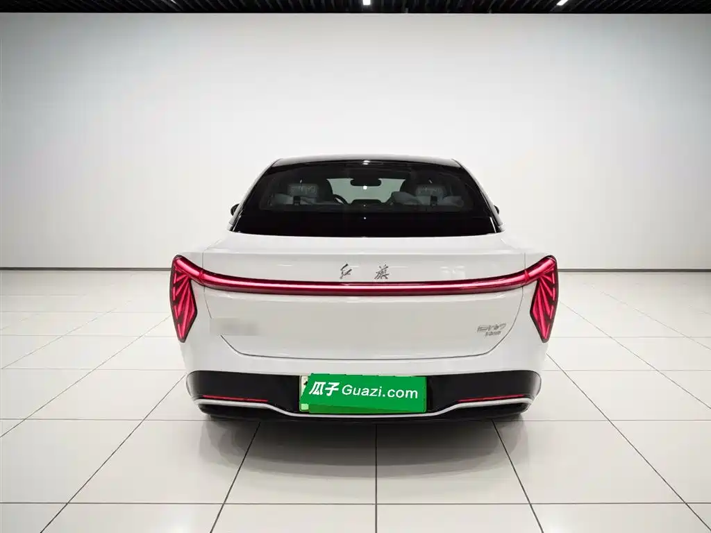 Hongqi EH7 2024 640 Pro+ four-wheel drive version купить на сайте DeffCars