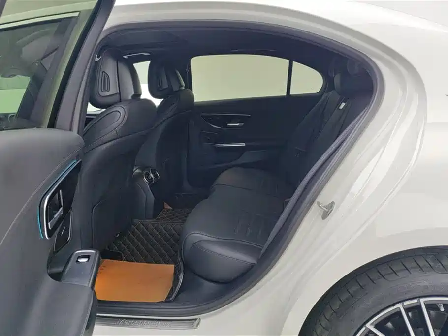 Mercedes-Benz C-Class 2023 facelift C 200 L sports version купить на сайте DeffCars