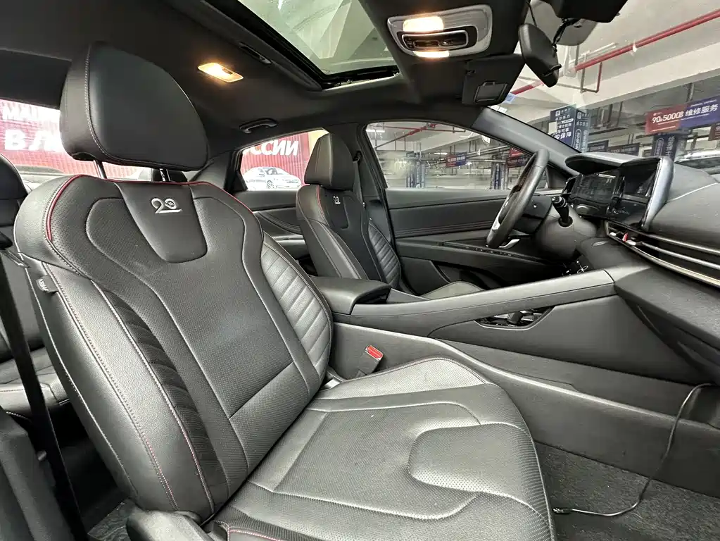 Elantra 2022 1.5L CVT 20th anniversary model купить на сайте DeffCars