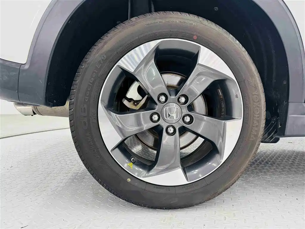 Binzhi 2017 1.8L CVT two-wheel drive Pioneer type купить на сайте DeffCars