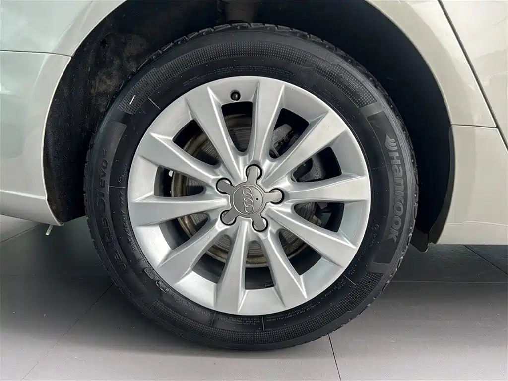 Audi A6L 2015 TFSI Million Commemorative Intelligent Collar Model купить на сайте DeffCars