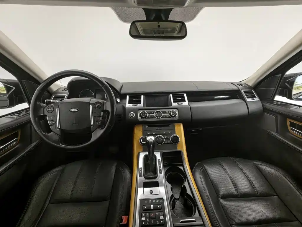 Range Rover Sport 2013 5.0 NA V8 HSE купить на сайте DeffCars