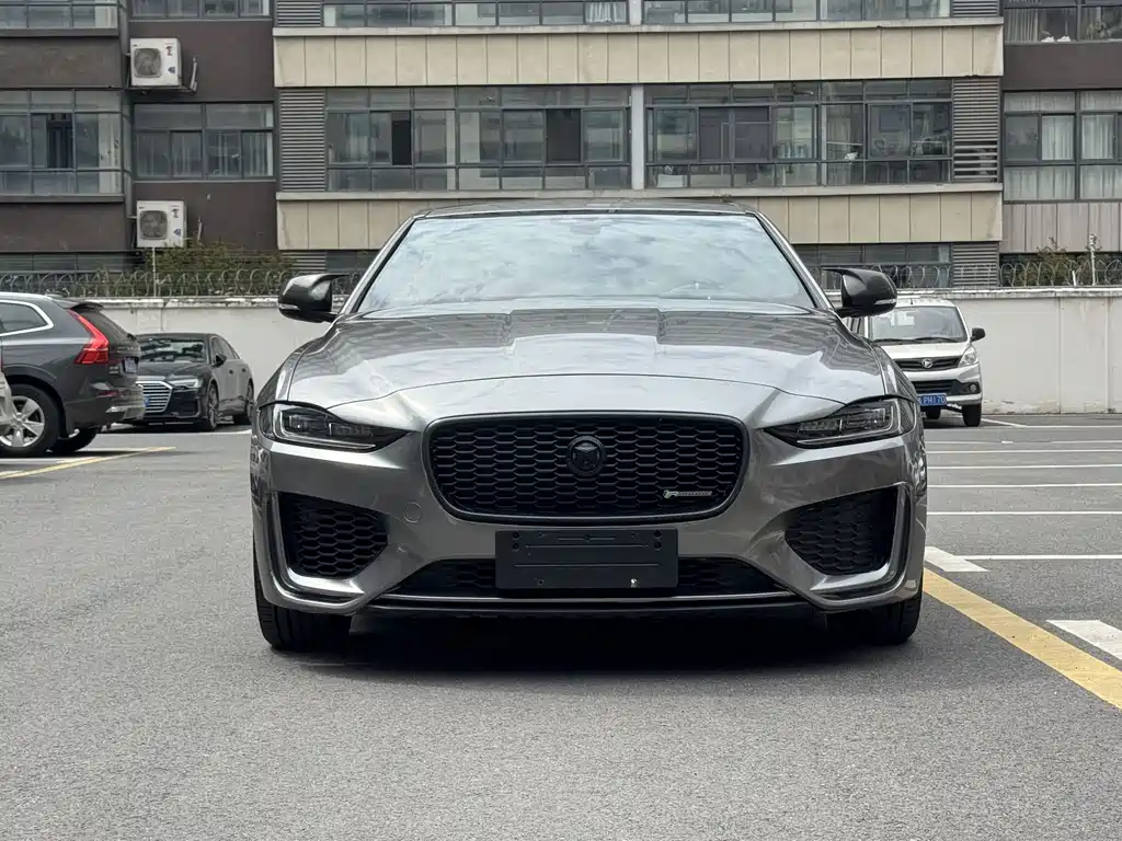 Jaguar XEL 2020 2.0T 200PS R-DYNAMIC S Advanced Sports Edition купить на сайте DeffCars