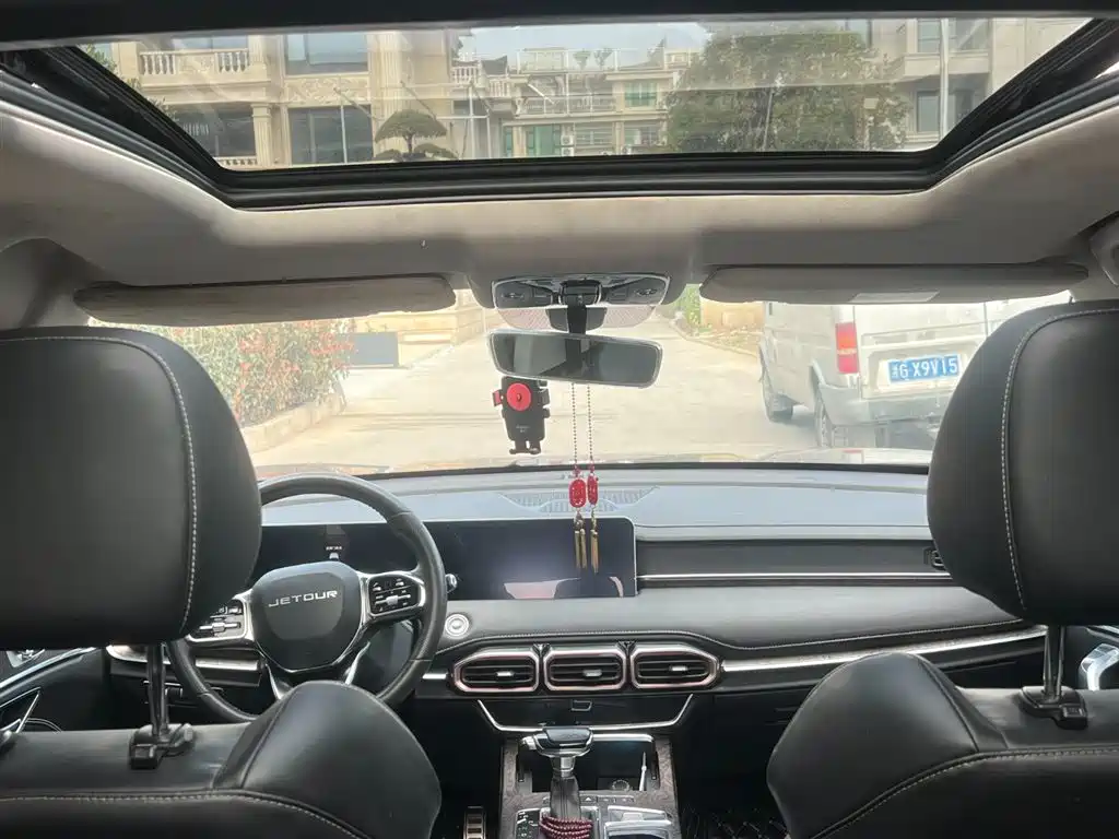 Jietu X70 PLUS 2021 model 1.6T DCT 7 seats купить на сайте DeffCars