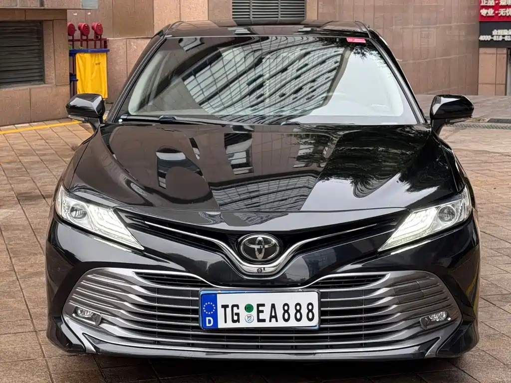 Camry 2018 2.5G Deluxe Edition купить на сайте DeffCars
