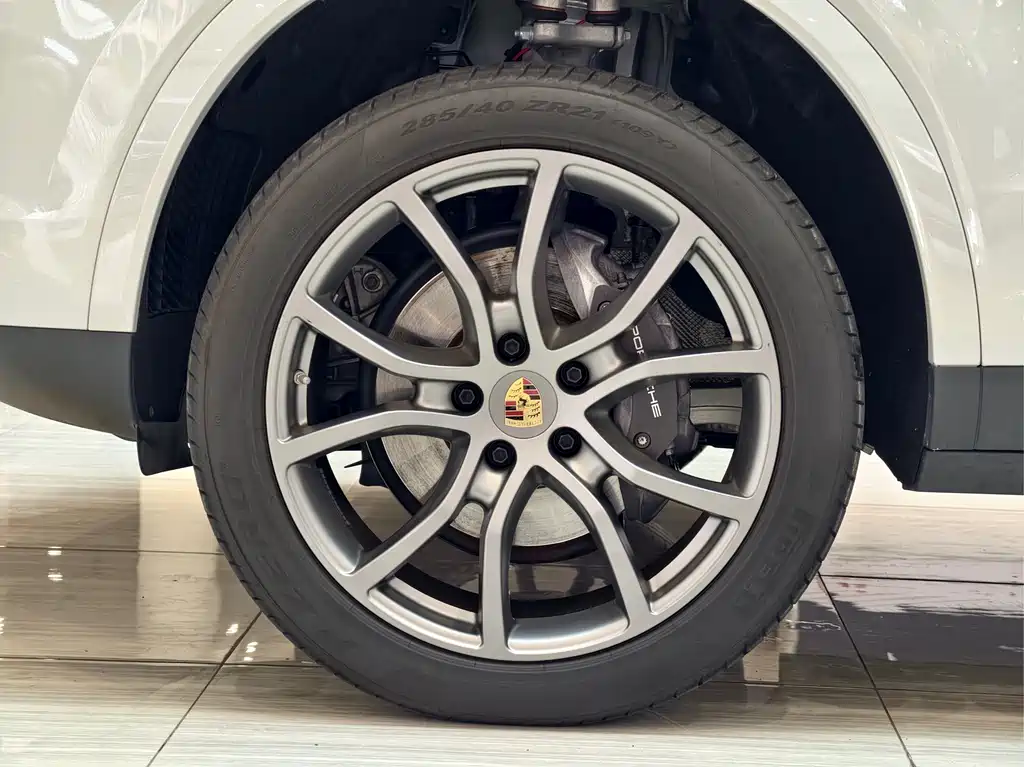 Cayenne 2023 Cayenne 3.0T Platinum Edition купить на сайте DeffCars