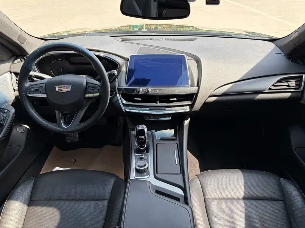 Cadillac CT5 2021 28T luxury model купить на сайте DeffCars