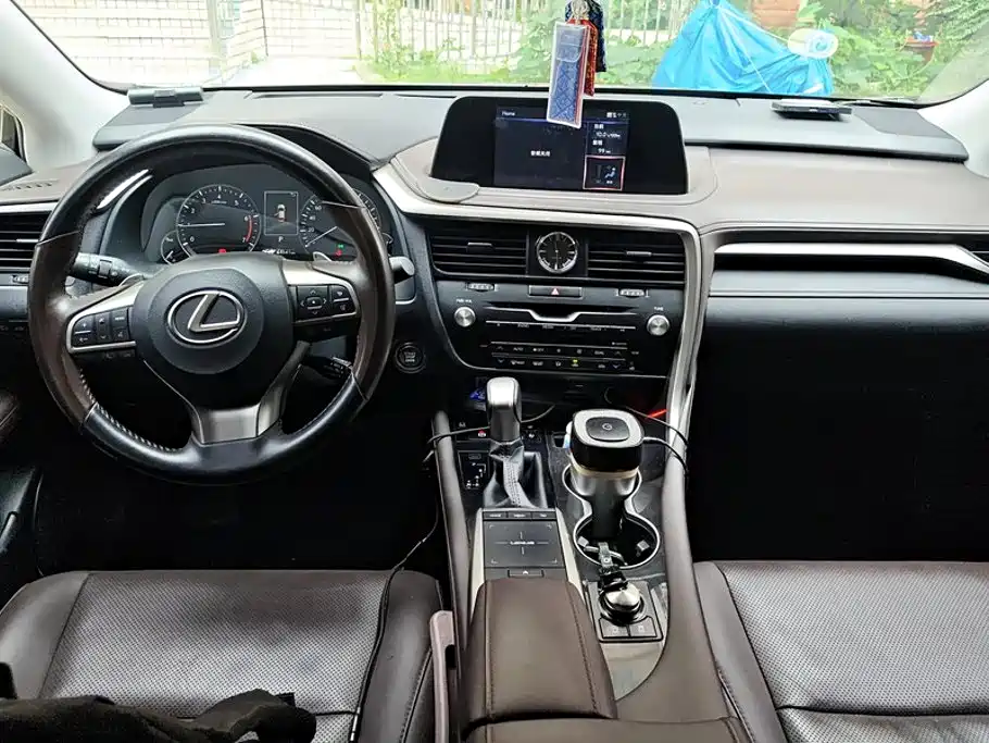 Lexus RX 2020 facelift 300 two-wheel drive comfort version купить на сайте DeffCars