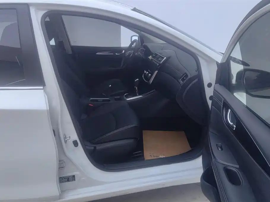 Tiida 2024 1.6L CVT Smart Travel Edition купить на сайте DeffCars