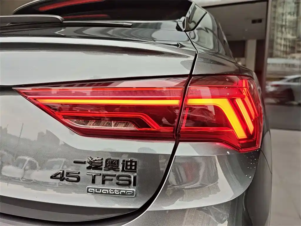 Audi Q3 Sportback 2023 45 TFSI quattro fashionable model купить на сайте DeffCars