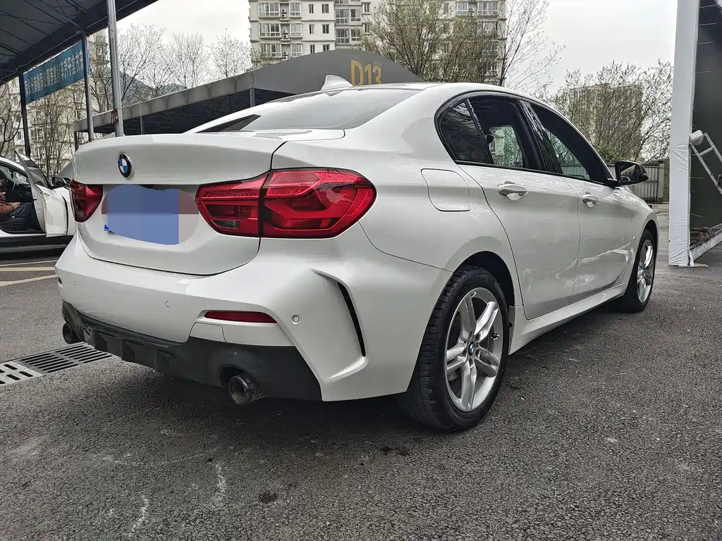 BMW 1 Series 2022 120i M Sports Night Edition купить на сайте DeffCars