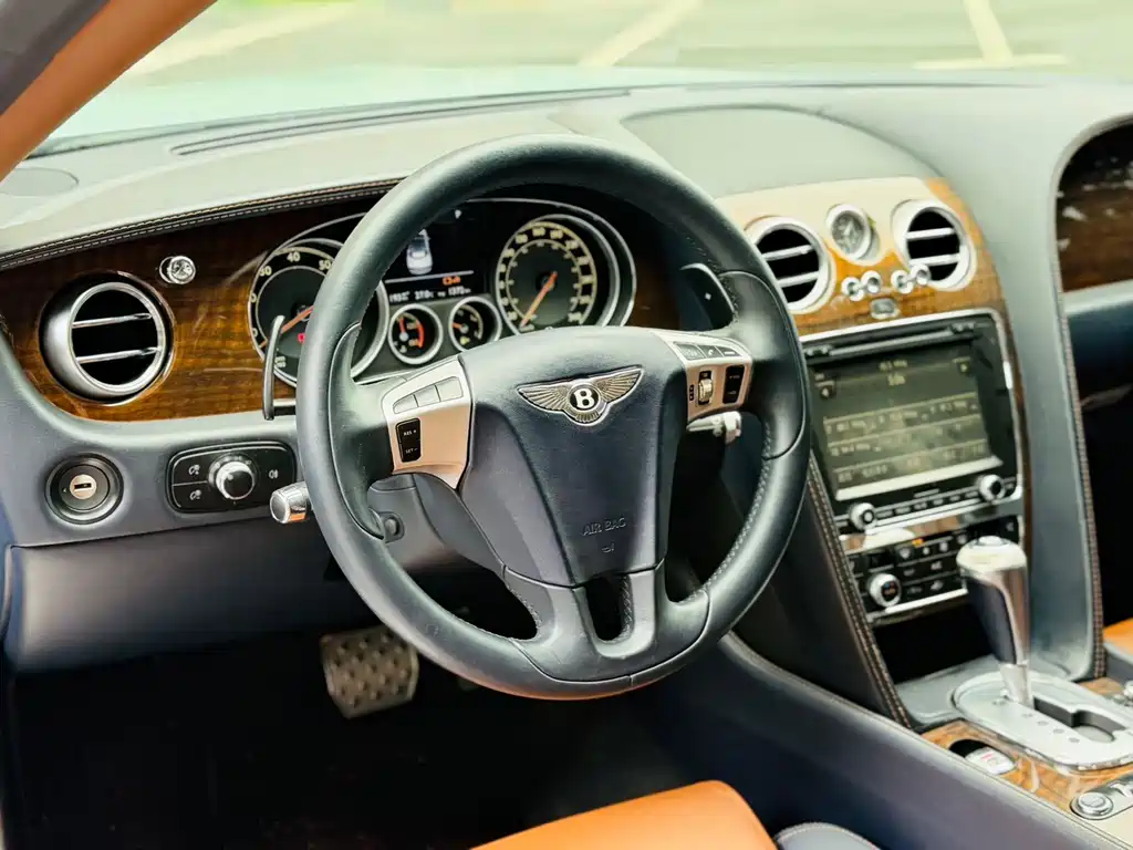 Continental 2012 4.0T GTC V8 купить на сайте DeffCars
