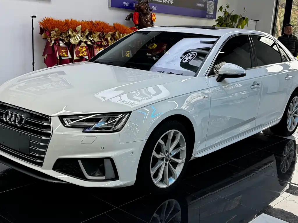 Audi A4L 2019 40 TFSI Fashion Type National V купить на сайте DeffCars