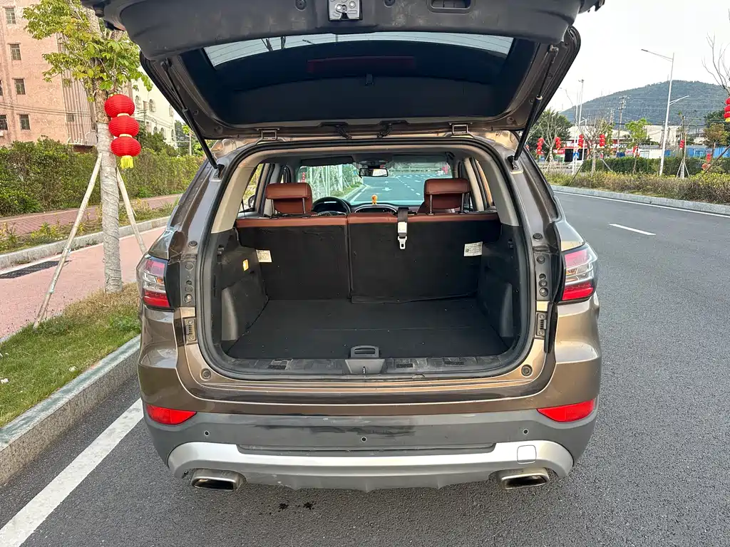 Zhonghua V6 2018 1.5T automatic premium model купить на сайте DeffCars