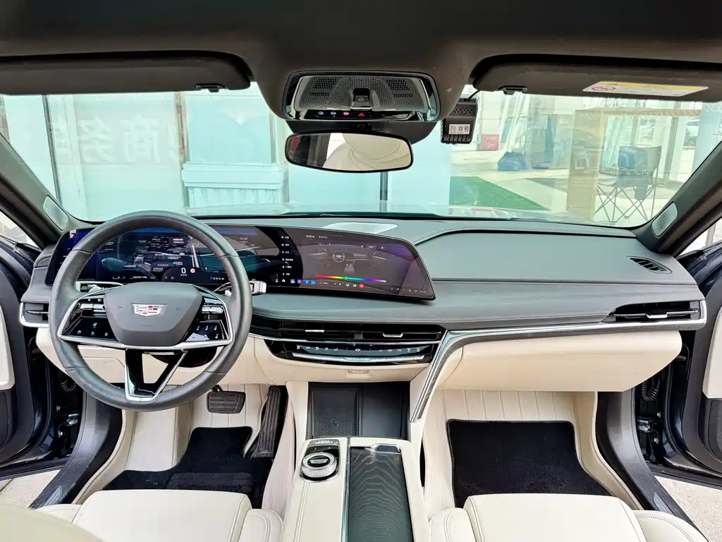 Cadillac CT6 2023 28T luxury model купить на сайте DeffCars