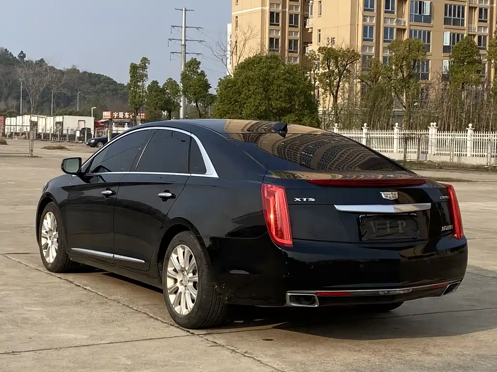 Cadillac XTS 2017 28T luxury model купить на сайте DeffCars