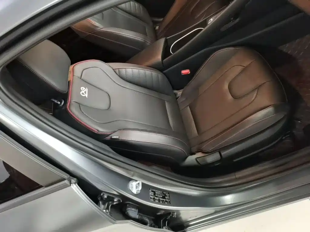 Elantra 2022 1.5L CVT 20th Anniversary Edition купить на сайте DeffCars