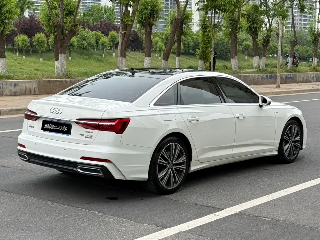 Audi A6L 2019 45 TFSI quattro exclusive dynamic model купить на сайте DeffCars