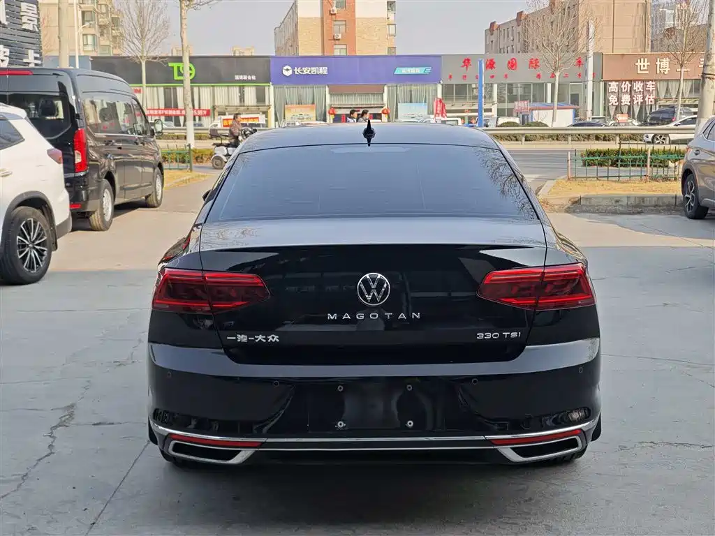 Magotan 2021 330TSI DSG 30th Anniversary Edition купить на сайте DeffCars
