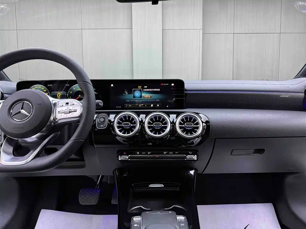 Mercedes-Benz A-Class 2022 A 200 L Sports Sedan Fashionable купить на сайте DeffCars