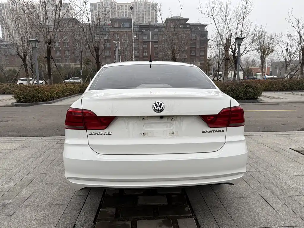 Santana 2018 1.5L automatic fashion version купить на сайте DeffCars