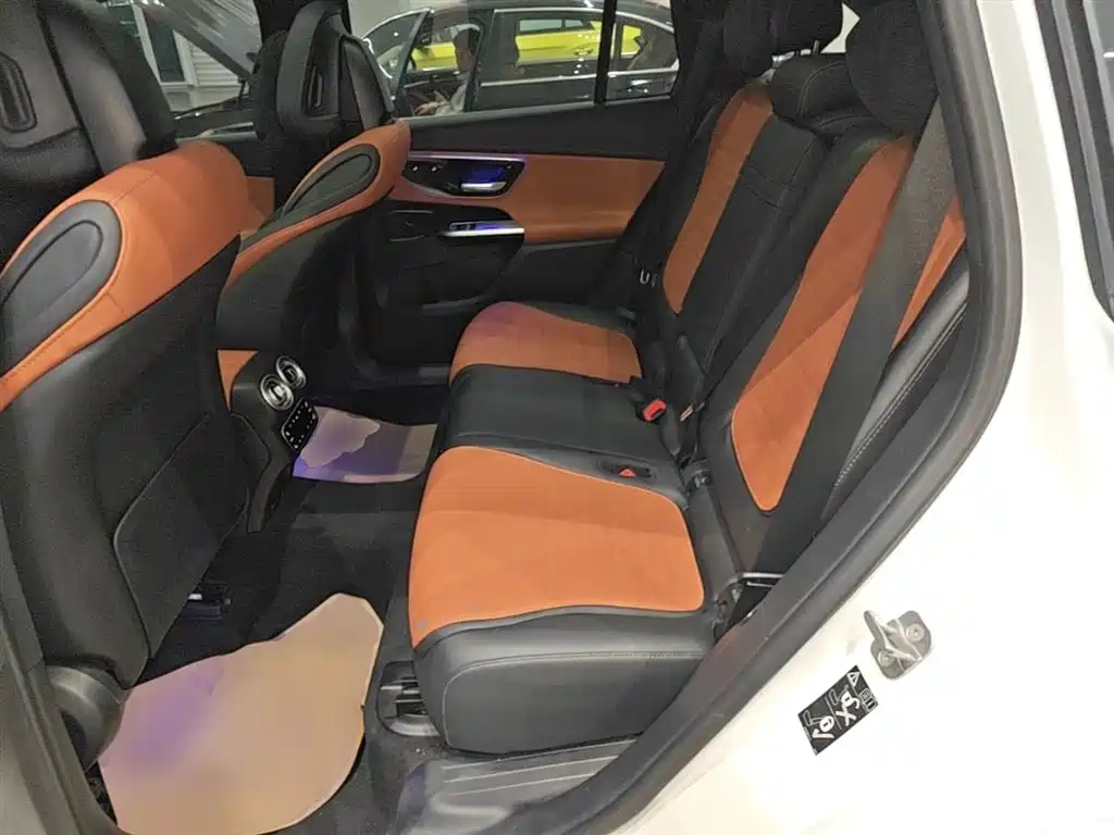 Mercedes-Benz GLC 2023 facelift GLC 300 L 4MATIC dynamic 7-seater купить на сайте DeffCars