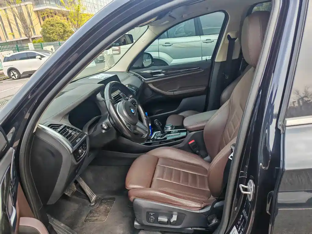 BMW X3 2021 xDrive30i Leading M Sports Package купить на сайте DeffCars
