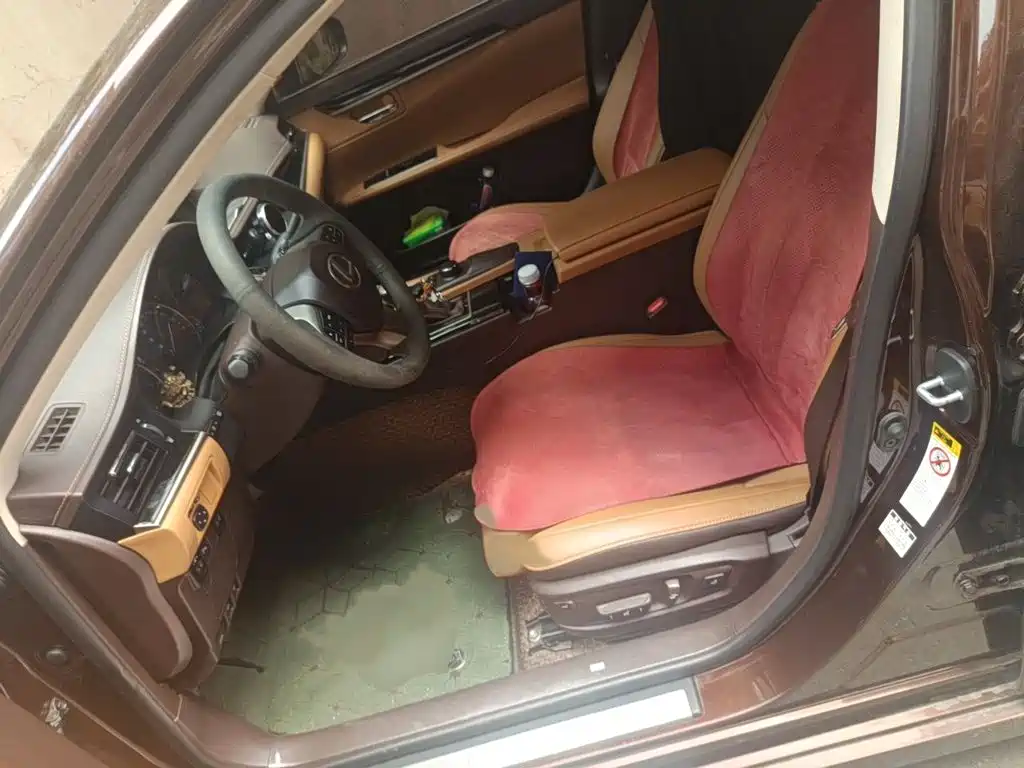 Lexus ES 2015 200 Elite Edition купить на сайте DeffCars