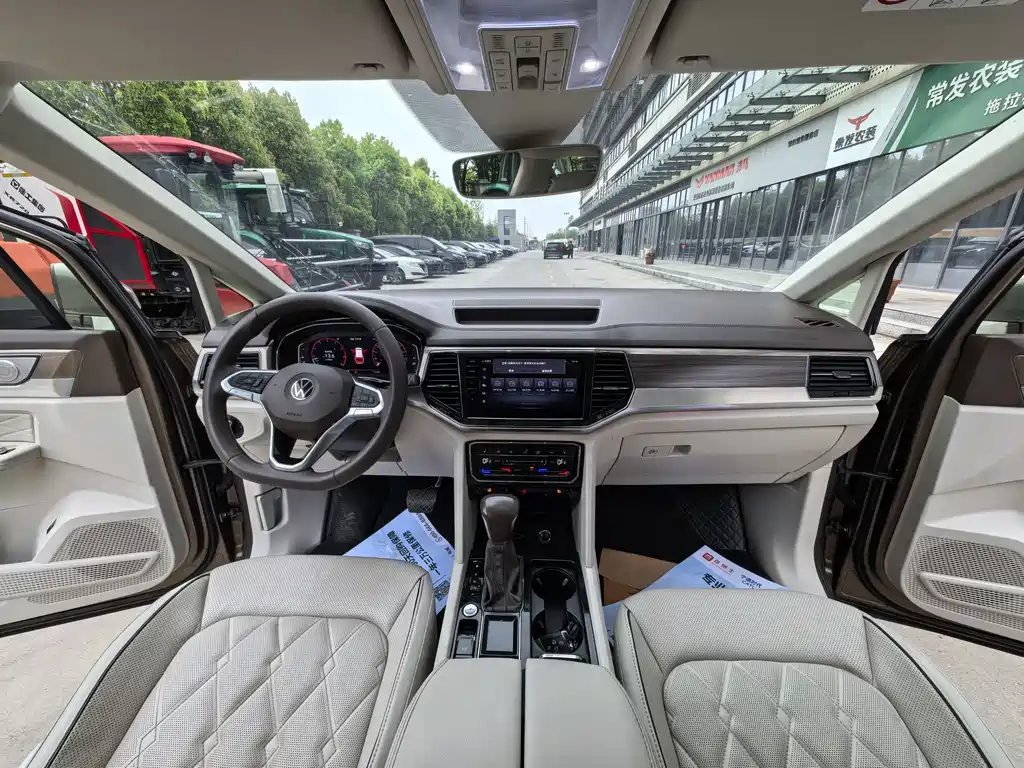 Weiran 2020 380TSI Premium Edition купить на сайте DeffCars