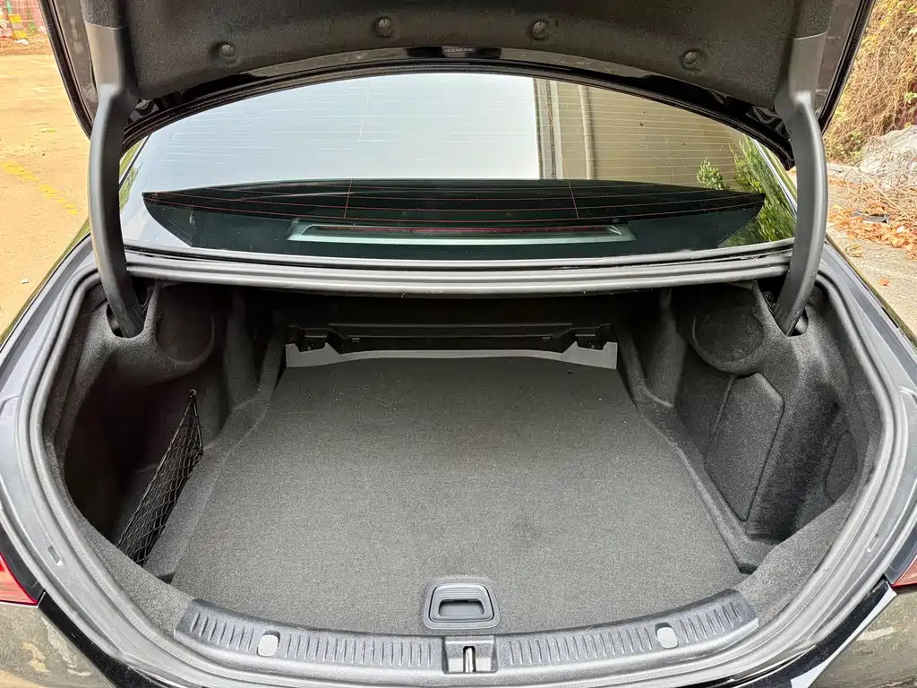 Mercedes-Benz E-Class 2021 E 300 L Sports Premium Model купить на сайте DeffCars