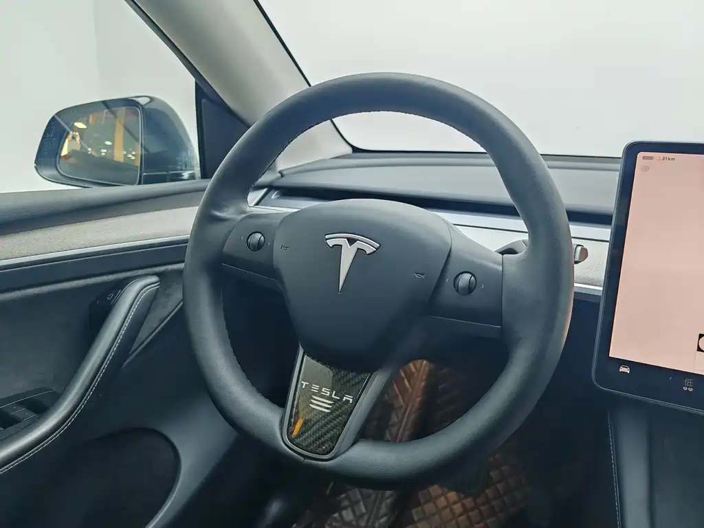 Model Y 2022 facelift rear-wheel drive version купить на сайте DeffCars