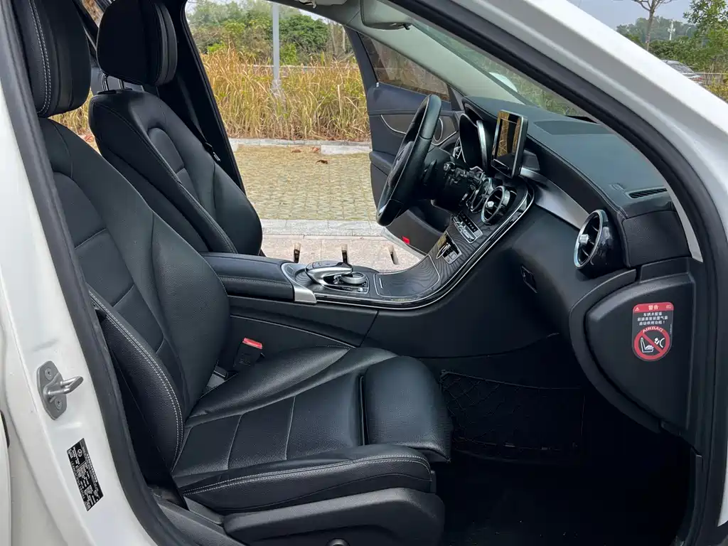 Mercedes-Benz C-Class 2016 C 200 L Sports купить на сайте DeffCars