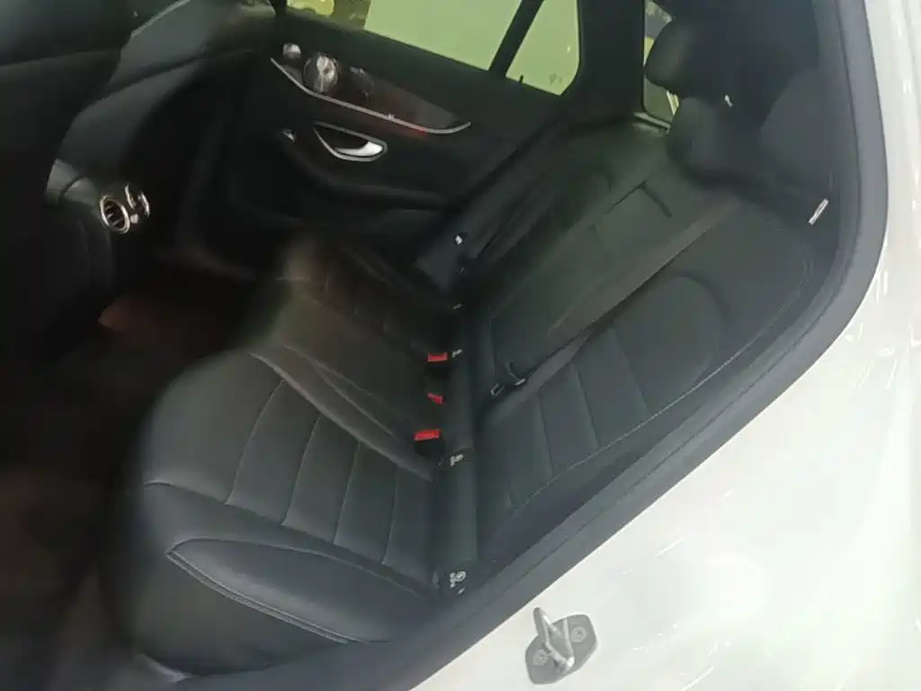 Mercedes GLC 2017 260 4MATIC Dynamic купить на сайте DeffCars