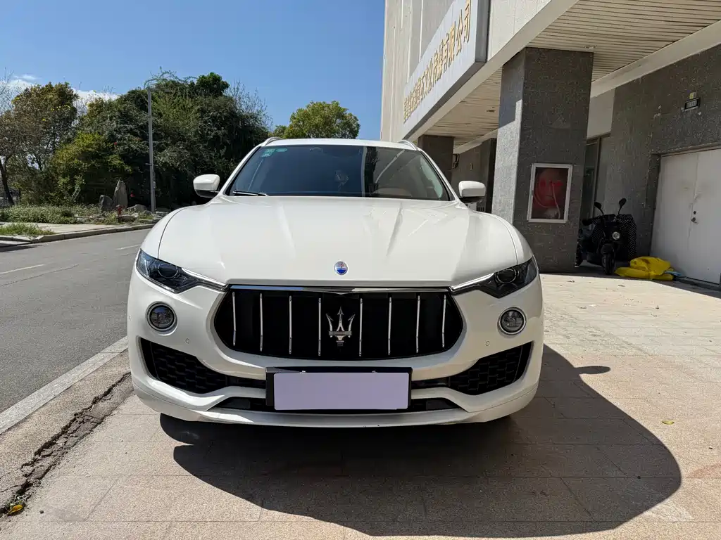 Levante 2018 3.0T Standard Edition купить на сайте DeffCars