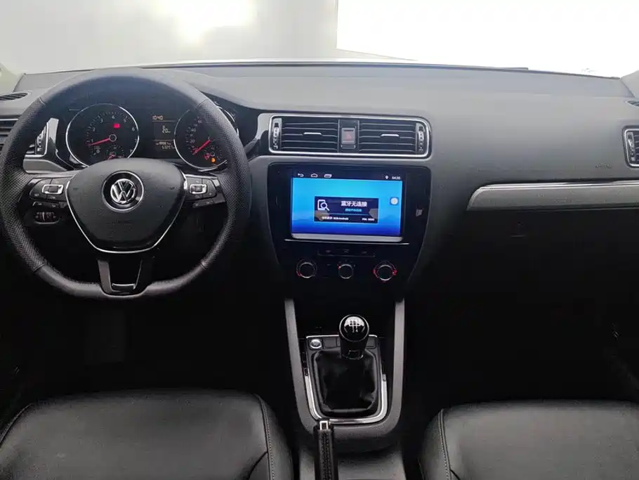 Sagitar 2017 230TSI manual comfort model купить на сайте DeffCars