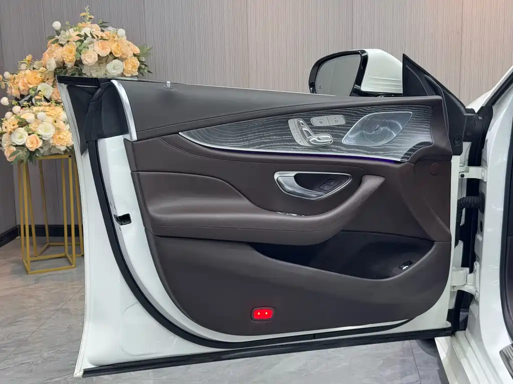 Mercedes-Benz CLS 2020 CLS 300 luxury model купить на сайте DeffCars