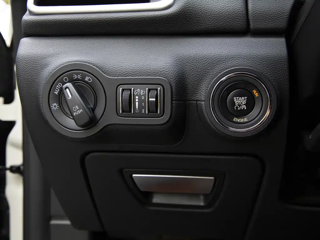 Ghibli 2017 3.0T Standard Edition купить на сайте DeffCars