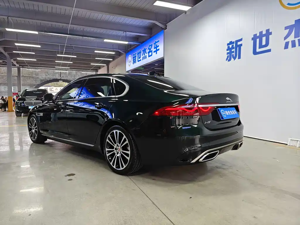 Jaguar XFL 2024 2.0T P250 two-wheel drive exclusive luxury version купить на сайте DeffCars
