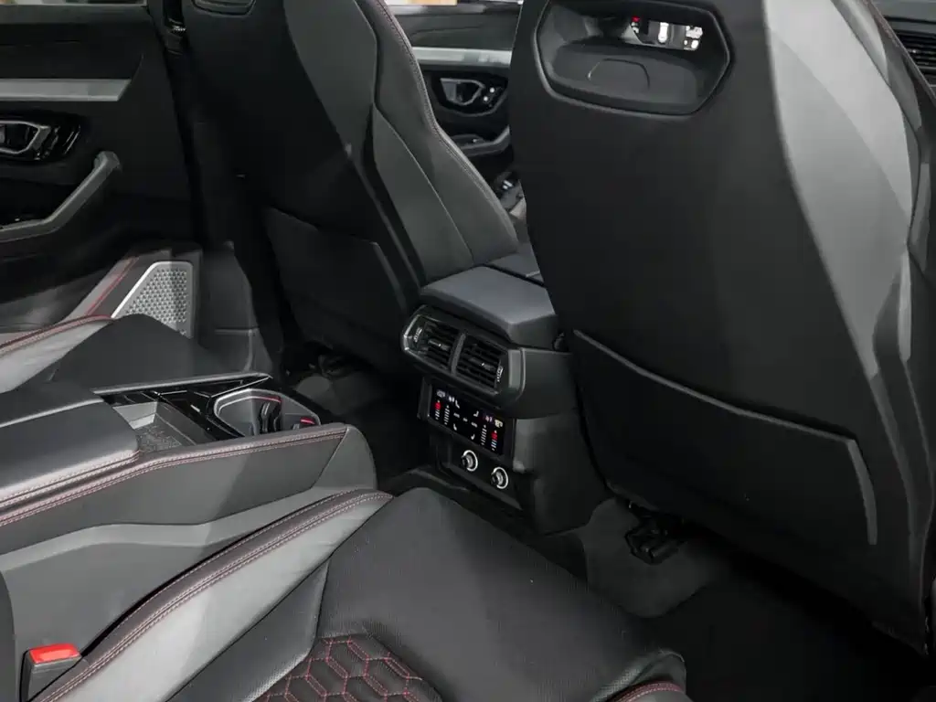 Urus 2018 4.0T V8 купить на сайте DeffCars