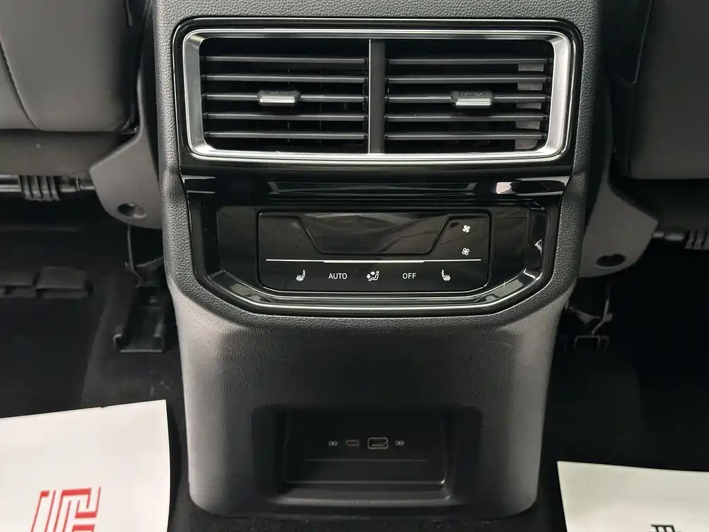 Touron 2022 380TSI four-wheel drive luxury version купить на сайте DeffCars