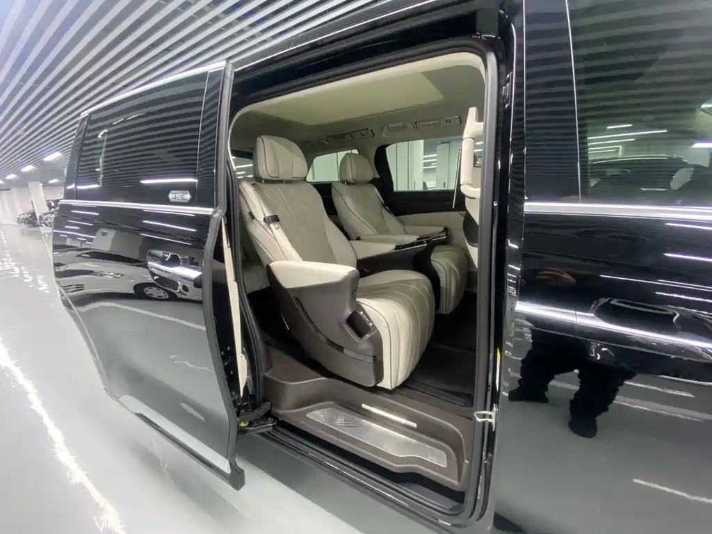 Denza D9 2024 DM-i 980 four-wheel drive premium model купить на сайте DeffCars