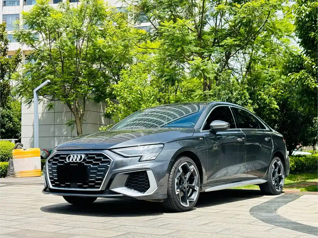 Audi A3 2023 A3L Limousine 35 TFSI Fashionable and Sporty купить на сайте DeffCars
