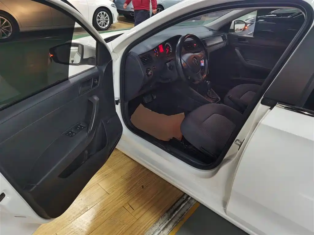 Santana 2019 1.5L automatic fashion version National VI купить на сайте DeffCars